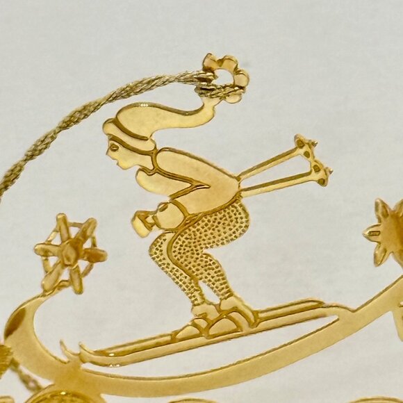 Danbury Mint 23kt Gold Plated Christmas Ornament (1992) - Picture 4 of 7